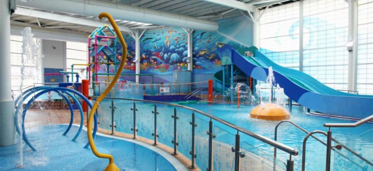 Blue Dolphin Holiday Park Gristhorpe Екстериор снимка