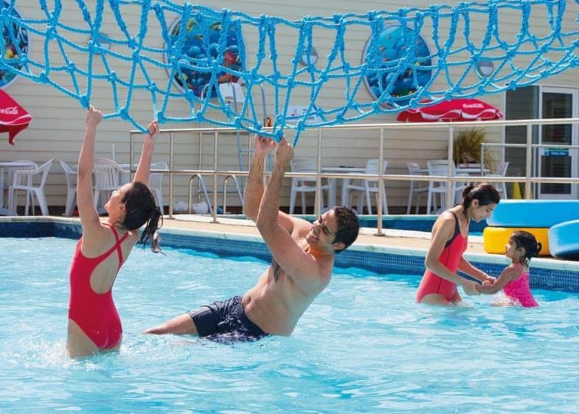 Blue Dolphin Holiday Park Gristhorpe Екстериор снимка